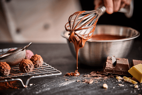 Cookies and Cream truffle med sjokoladetrekk - Kinsarvik Naturkost
